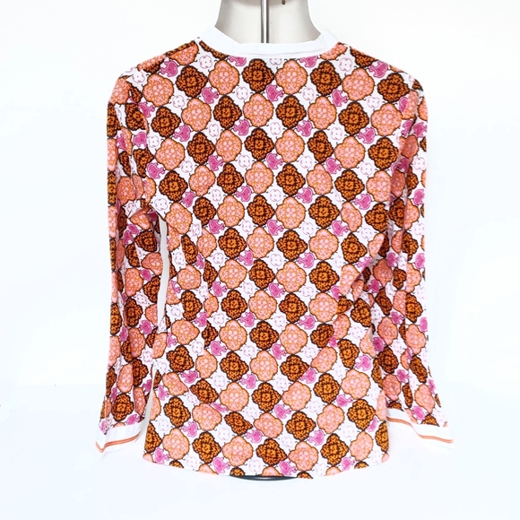 Becky & Max V-neck Colorful Floral Top - Picture 2 of 7